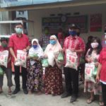 Ketua DPRD Medan Bagikan Paket Sembako Sambut Idul Fitri