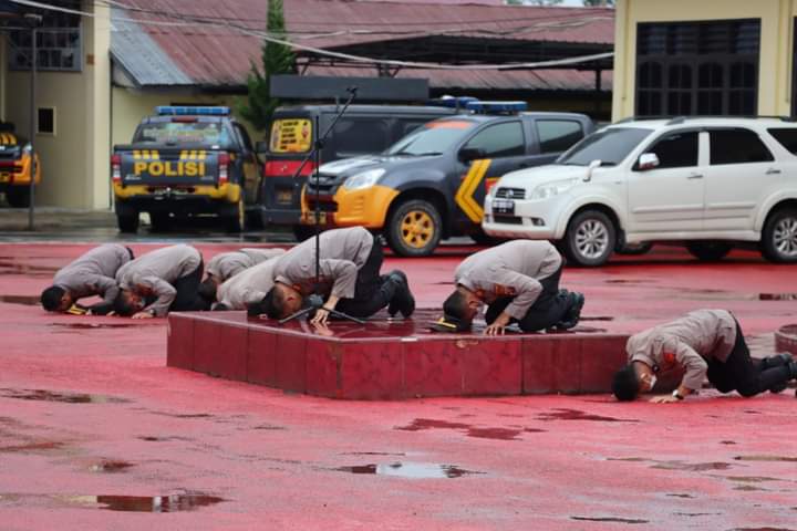 Raih Prestasi, Polres Dairi dan Polsek Sidikalang Kota Gelar Sujud Syukur