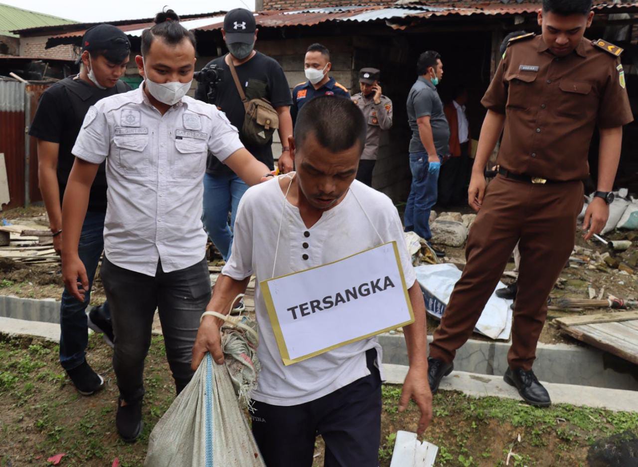 31 Adegan Rekonstruksi Kasus Mutilasi Nurmaya Situmorang di Doloksanggul