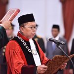 Gantikan Adik Ipar Jokowi, Anwar Usman Dilantik Jadi Hakim MK