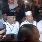 Hari Terakhir Pendaftaran Pilkada 2024, Kehadiran Paslon Hidayatullah-Yasyir Diwarnai "Teatrikal"