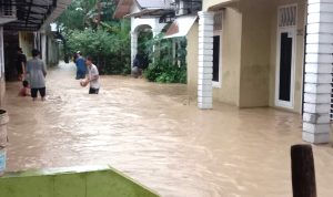 Banjir Rendam Ribuan Rumah Warga di Kecamatan Sunggal, Aktifitas Warga Lumpuh Total